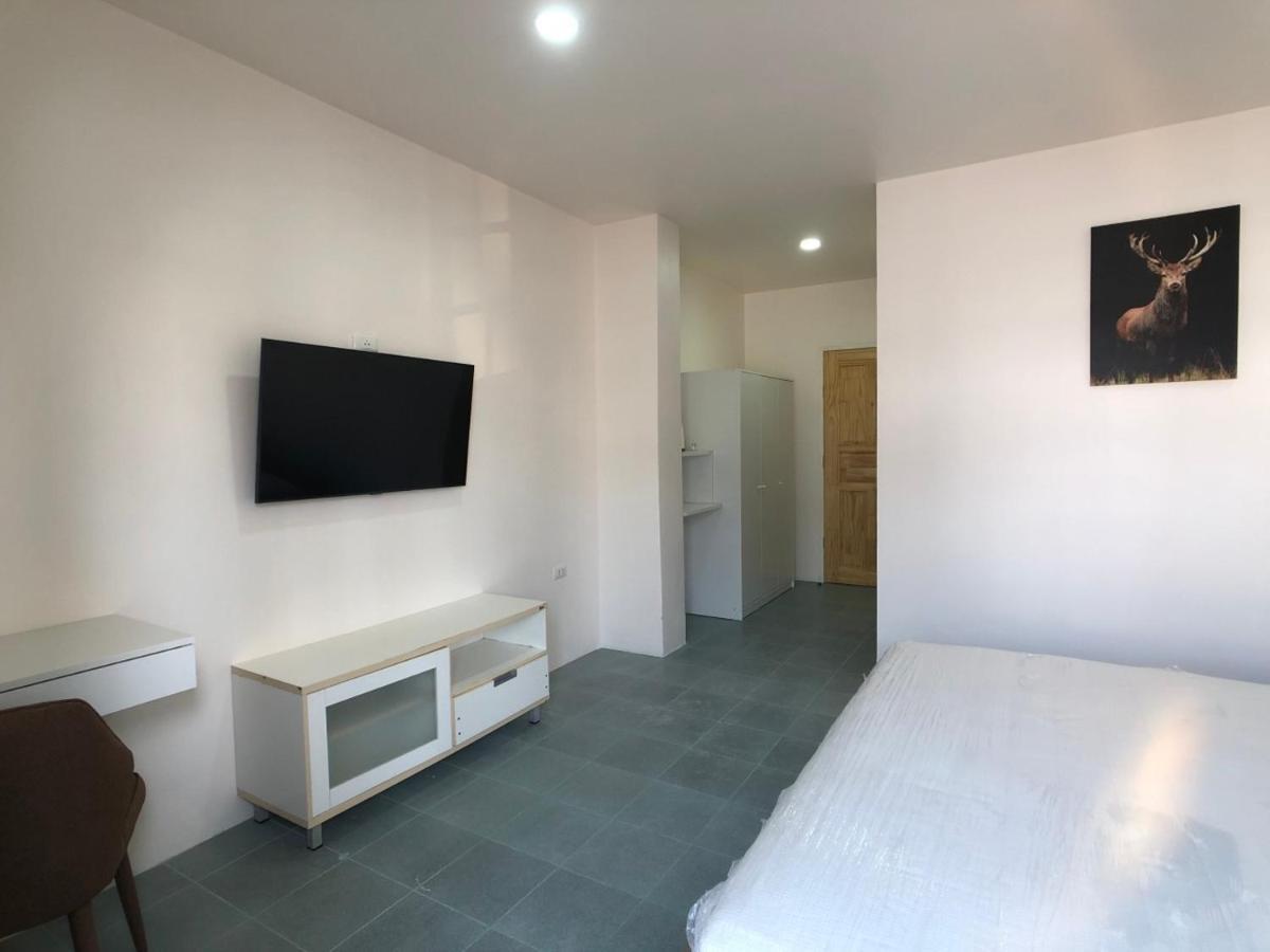 Inn Dulgence Patong Ngoại thất bức ảnh