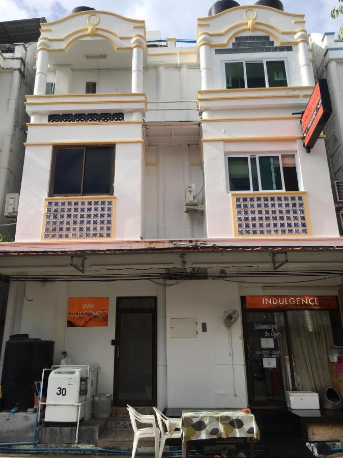 Inn Dulgence Patong Ngoại thất bức ảnh