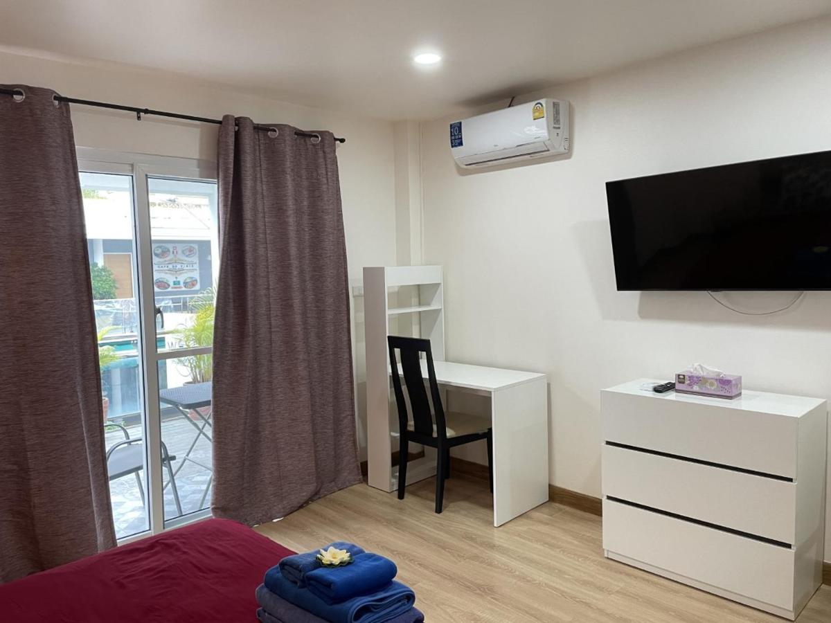 Inn Dulgence Patong Ngoại thất bức ảnh
