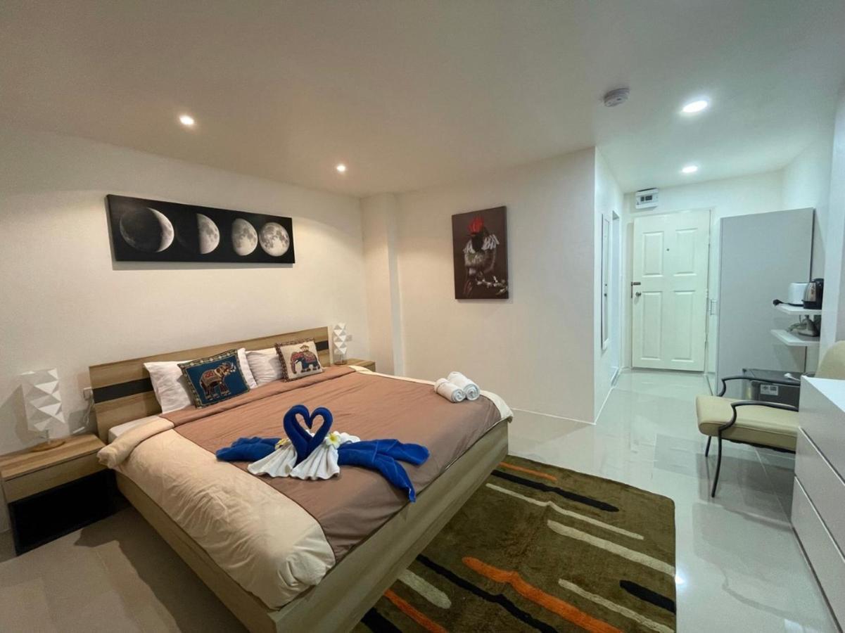 Inn Dulgence Patong Ngoại thất bức ảnh