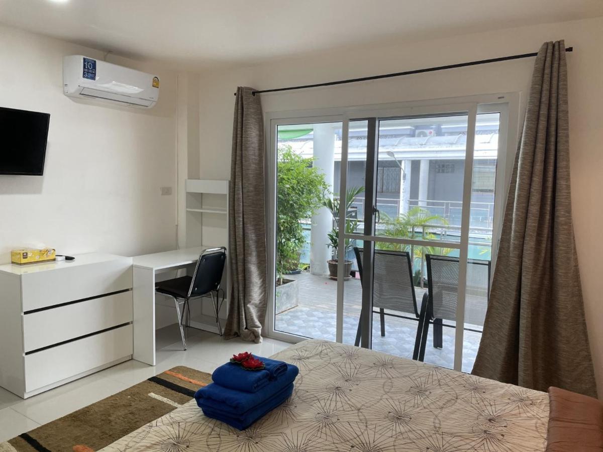 Inn Dulgence Patong Ngoại thất bức ảnh