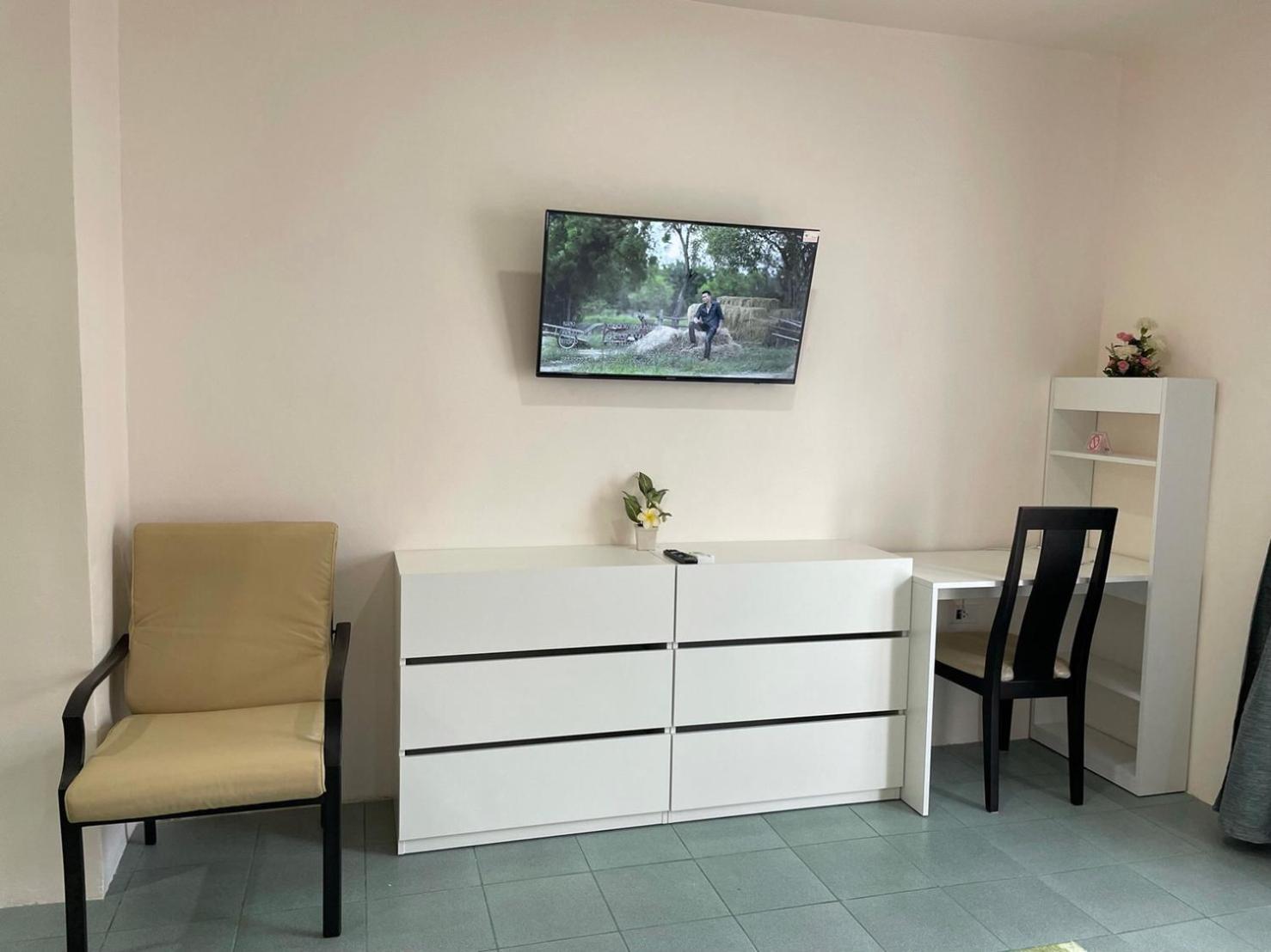 Inn Dulgence Patong Ngoại thất bức ảnh